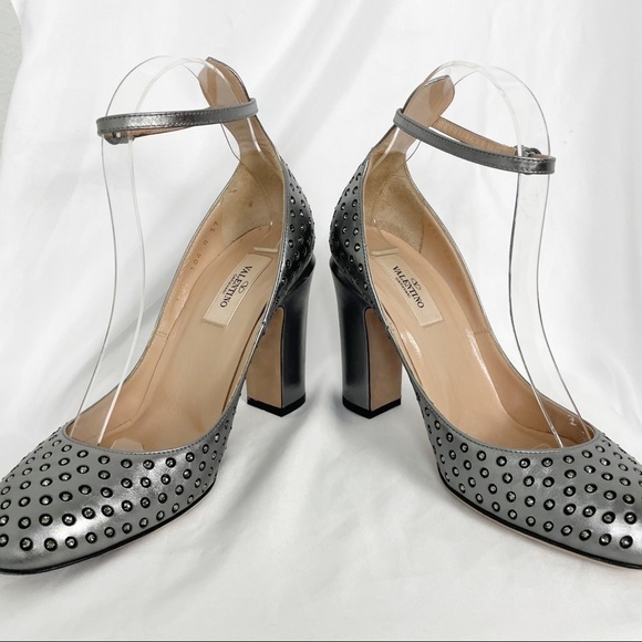 Valentino Garavani Tango Crystal Embellished Metallic Leather Pumps Silver - Picture 4 of 12